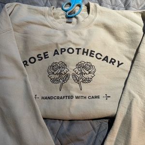 Rose apothecary (Schitt’s Creek) sand colour crew neck. Never worn, like new!